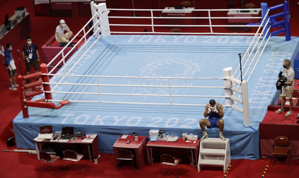 Казахстан подал жалобу на судейство в боксе на Олимпиаде
