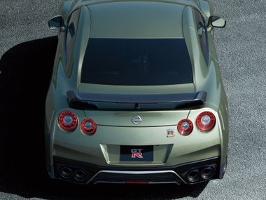 slide image for gallery: 28567 | Nissan GT-R T-spec