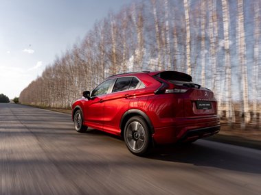 slide image for gallery: 27929 | Mitsubishi Eclipse Cross
