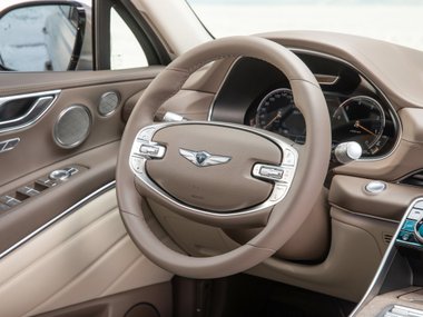 slide image for gallery: 27594 | Genesis GV80