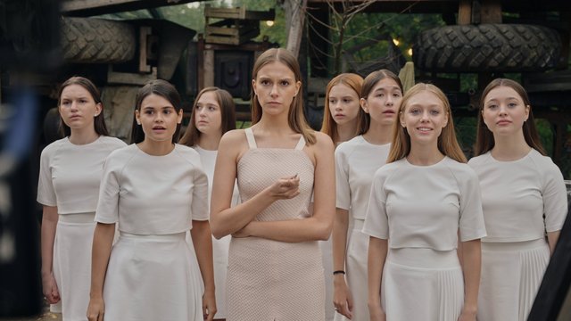 Кадр из сериала «Два холма»