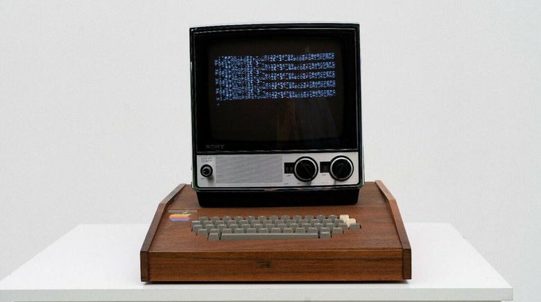Apple-1 с монитором Sony TV-115. Фото: eBay