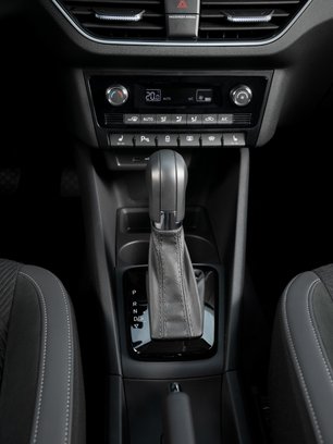 slide image for gallery: 26440 | Volkswagen Polo. Интерьер