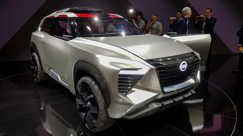 slide image for gallery: 23504 | Nissan Xmotion Concept