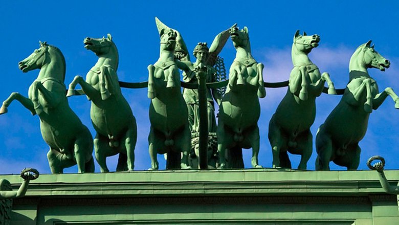 После выполнения этой работы автор получил всемирную известность и покровительство Николая I После выполнения этой работы автор получил всемирную известность и покровительство Николая I