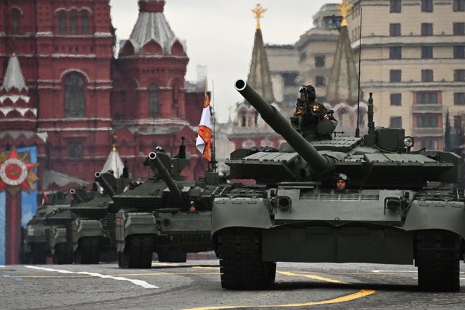 Танки Т-72Б3М на Параде Победы 2021. © РИА Новости Танки Т-72Б3М на Параде Победы 2021. © РИА Новости