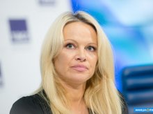 Пресс-конференция с Памелой Андерсон Пресс-конференция с Памелой Андерсон