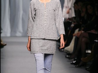 Slide image for gallery: 1338 | Высокая мода весны 2011. Chanel (ФОТО)