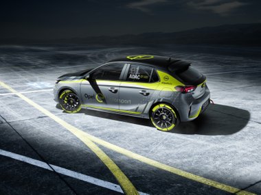 slide image for gallery: 24909 |  Opel Corsa-e