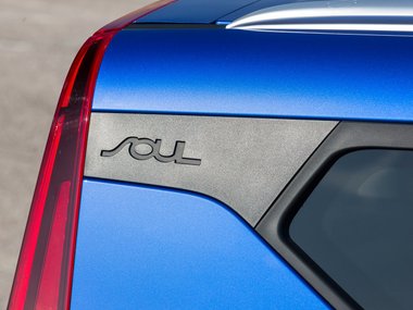 slide image for gallery: 24427 | Kia Soul