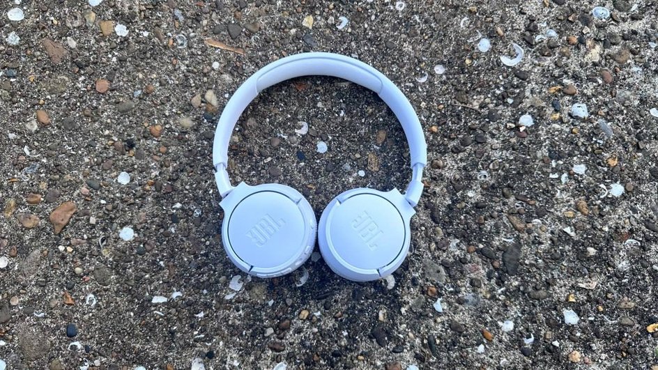 JBL Tune 670NC JBL Tune 670NC