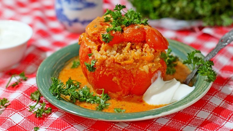 Фаршированные перцы в томатном соусе в мультиварке