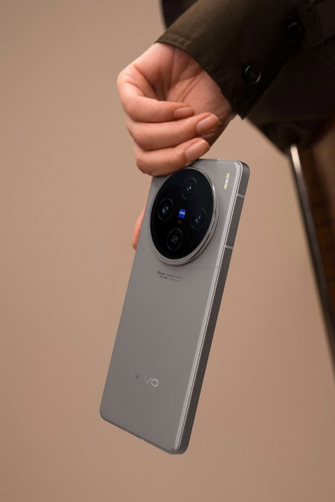 Дизайн vivo X100s.