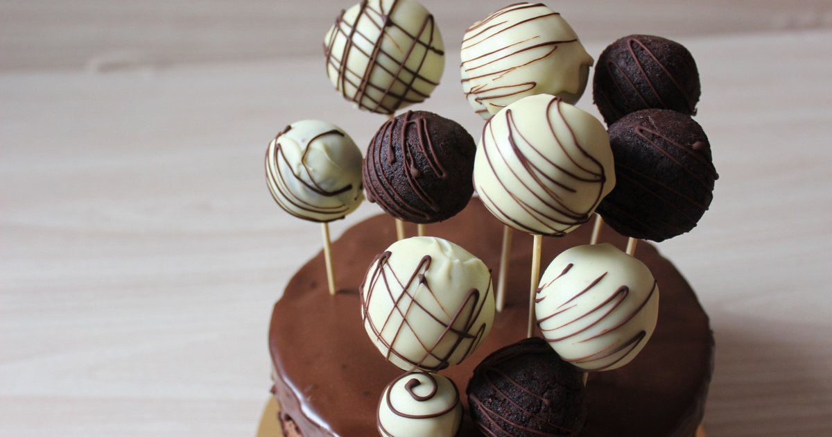 Вкусные и красивые кейк-попсы: 5 простых рецептов + советы кондитера