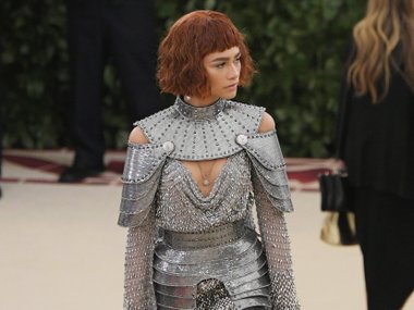Зендея в образе от Versace на Met Gala 2018 года Зендея в образе от Versace на Met Gala 2018 года