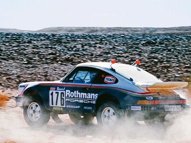 slide image for gallery: 26952 | Porsche Dakar