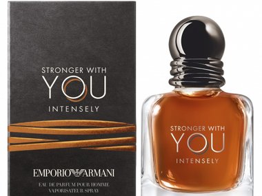 Slide image for gallery: 9938 | Парфюмерная вода для мужчин Stronger With You Intensely, Giorgio Armani. А вот и что-то отличное от цитрусов. Пряно-восточный аромат с кардамоном, перцем и листьями фиалки.