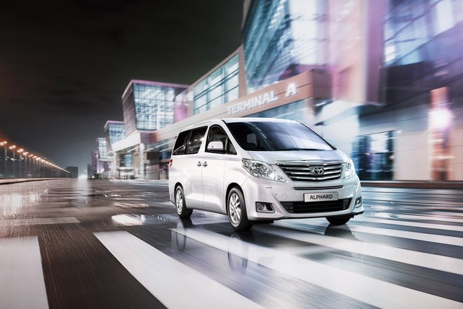 Toyota Alphard 2