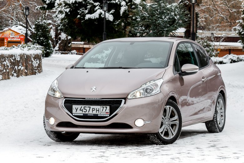 Peugeot 208