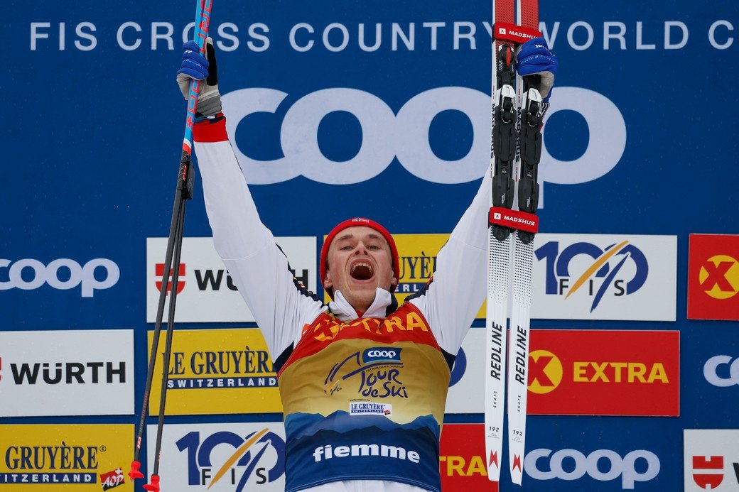 Амундсен выиграл Кубок мира по лыжным гонкам, удержав преимущество над Клебо