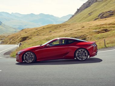 slide image for gallery: 23457 | Lexus LC 500