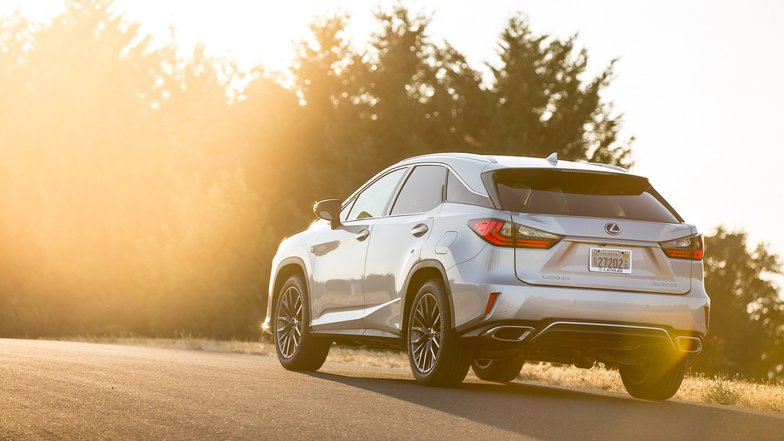 slide image for gallery: 17954 | Lexus RX 200t