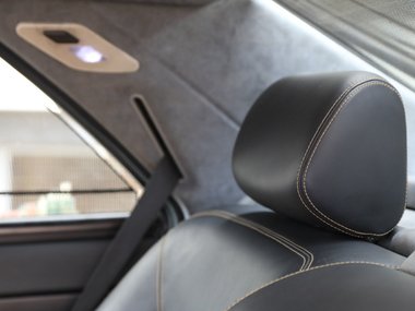 Mercedes-Benz W140
