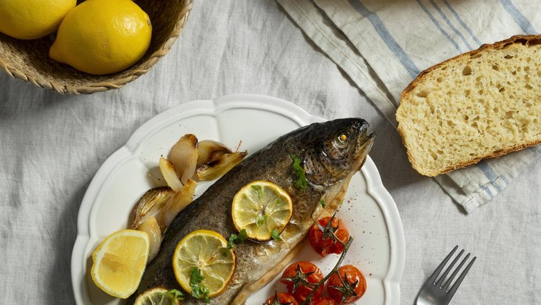 Морской окунь, запеченный в духовке | Рецепт | Еда, Кулинария, Рыбное блюдо