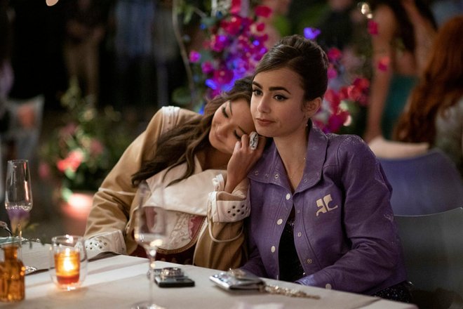 Кадр из сериала Эмили в Париже Кадр из сериала Эмили в Париже