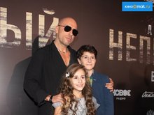 Дмитрий Нагиев, Карина Каграманян и Артем Шкляев Дмитрий Нагиев, Карина Каграманян и Артем Шкляев