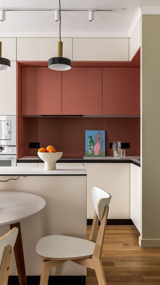 Цветная кухня: 6 восхитительных примеров из дизайнерских проектов