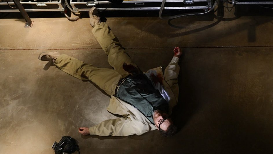 Брайан Крэнстон в роли Уолтера Уайта в сериале «Во все тяжкие» Брайан Крэнстон в роли Уолтера Уайта в сериале «Во все тяжкие»