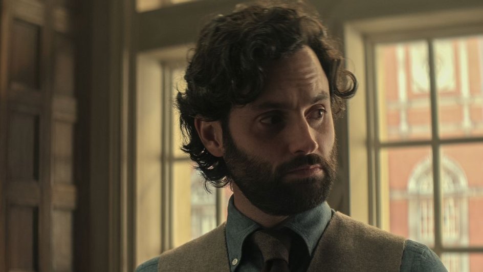 Пенн Бэджли в сериале «Ты» Пенн Бэджли в сериале «Ты»