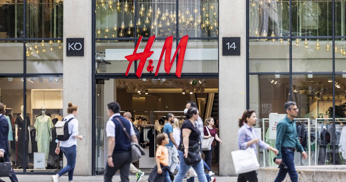 K m начало начал. Закрытие h&m. H M закрыт. Закрытие h&m 30 ноября. HM закрывают магазины в России.