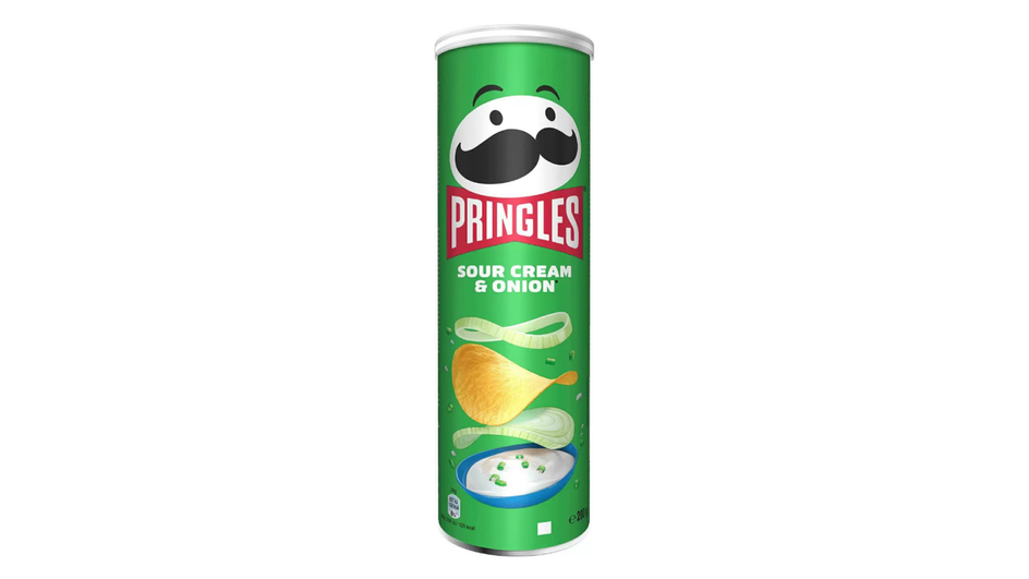 Картофельные чипсы фирмы Pringles серия «Сметана и лук» Картофельные чипсы фирмы Pringles серия «Сметана и лук»