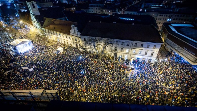 В Словакии прошли массовые антиправительственные митинги