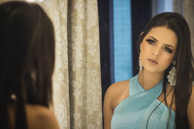 Ждет подвоха Ждет подвоха
