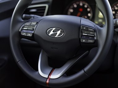 slide image for gallery: 23507 | Hyundai Veloster
