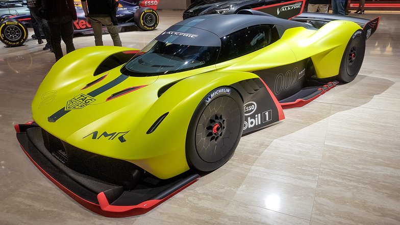 slide image for gallery: 23552 | Aston Martin Valkyrie AMR Pro
