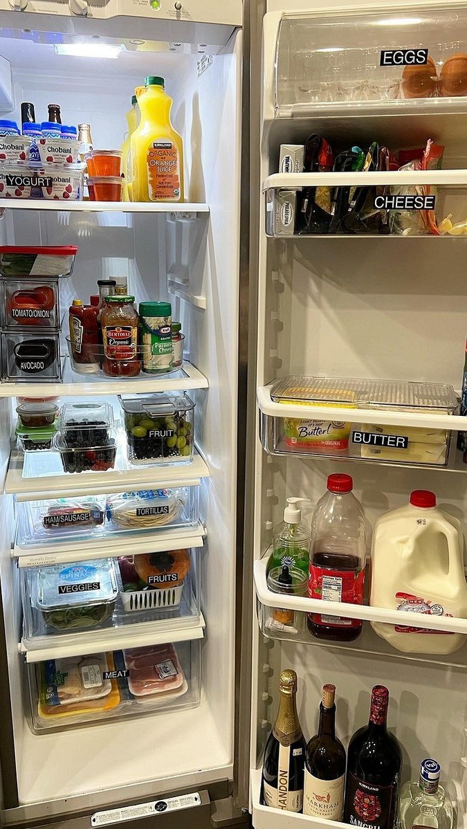 На реальном примере: 9 крутых идей для хранения в холодильнике