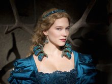 Леа Сейду в образе Белль Леа Сейду в образе Белль