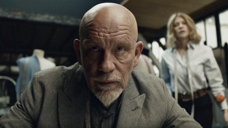 Джон Малкович в фильме «Быть Джоном Малковичем» Джон Малкович в фильме «Быть Джоном Малковичем»