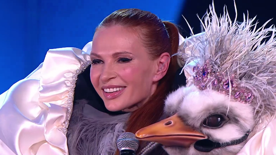 Эвелина Бледанс в телешоу «Маска» Эвелина Бледанс в телешоу «Маска»