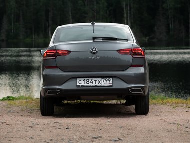 slide image for gallery: 26442 | Volkswagen Polo