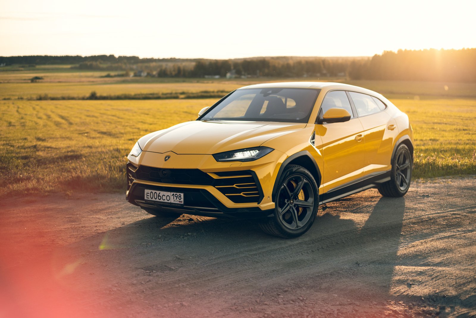 Огонь, вода и медные трубы. Жёсткий тест Lamborghini Urus