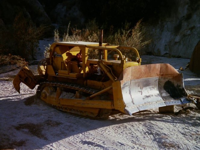 Caterpillar D9 Dozer