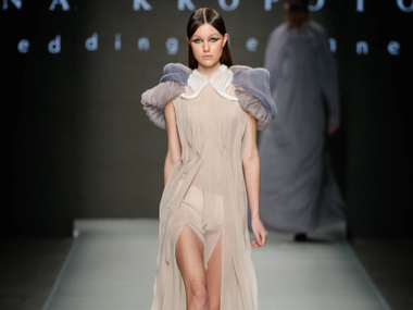Anna Kropotova (источник фото: moscowfashion.ru) Anna Kropotova (источник фото: moscowfashion.ru)