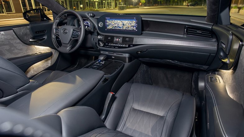 Четверной тест. Lexus.