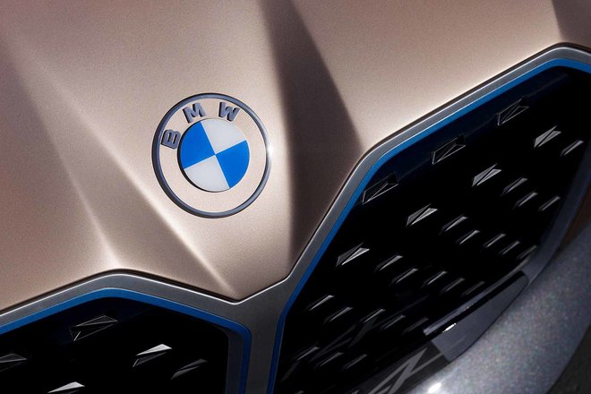 Логотип BMW Логотип BMW