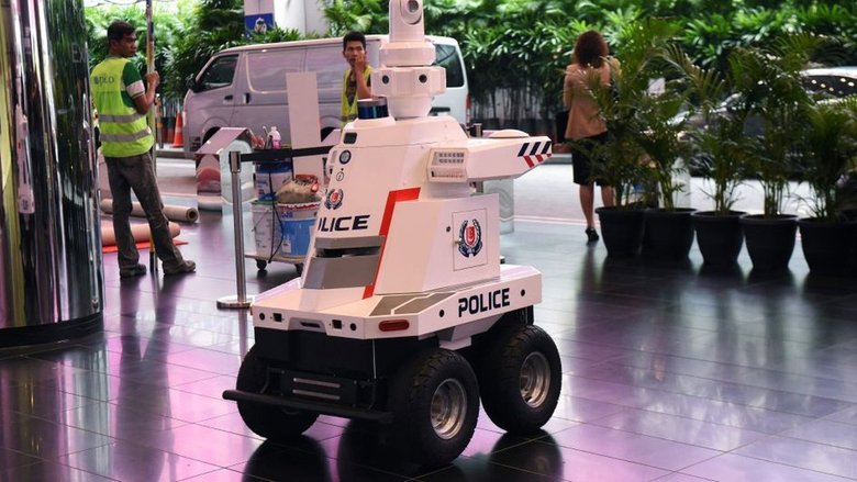 Настоящий робот-полицейский.Фото: La Teja